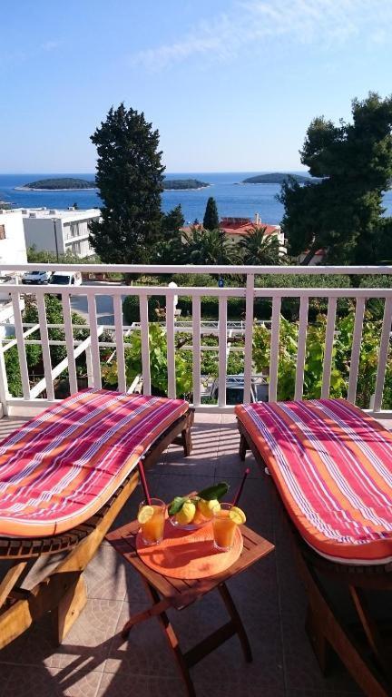 Apartments Mare 2 Hvar Town Exteriör bild